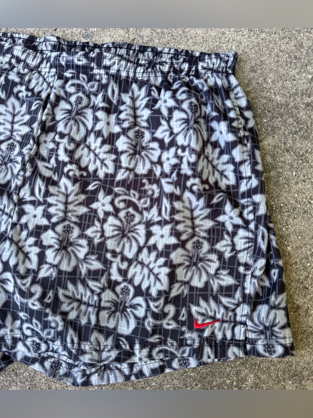 Vintage Nike Shorts Mens XL Hawaiian Palms Board Beach Surf Running Y2K Swoosh